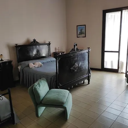 住宿加早餐酒店 Antica Dimora Palazzo Rovitti Cerchiara di Calabria