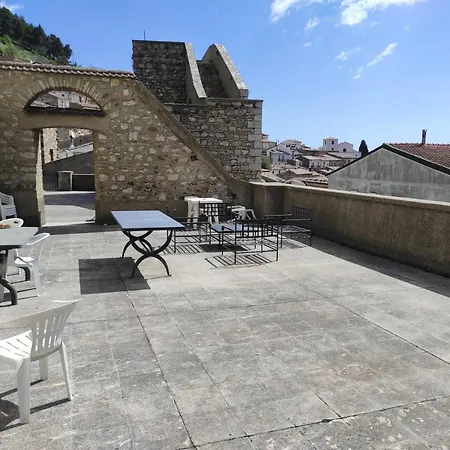 Antica Dimora Palazzo Rovitti Bed & Breakfast