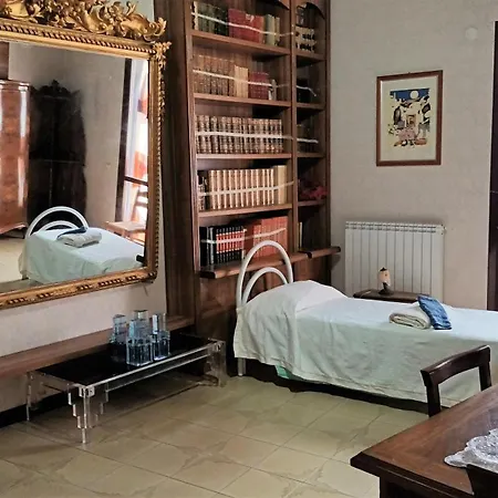 Antica Dimora Palazzo Rovitti Bed & Breakfast