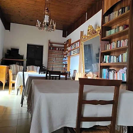 Antica Dimora Palazzo Rovitti Bed & Breakfast