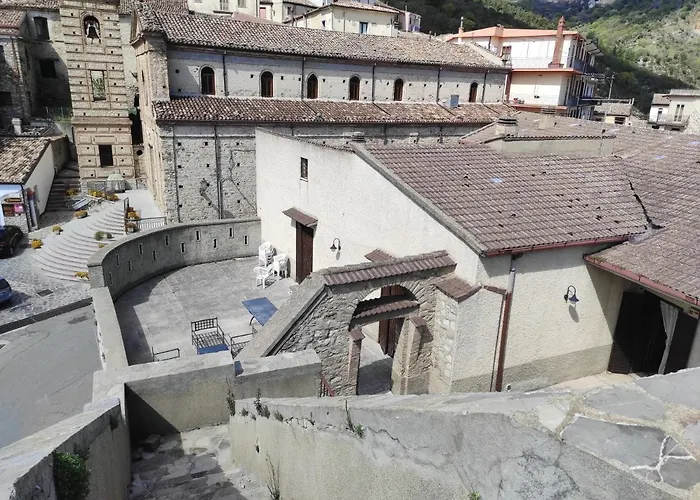 فندق مبيت وإفطار Antica Dimora Palazzo Rovitti *