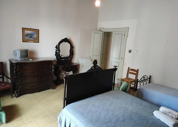 Antica Dimora Palazzo Rovitti فندق مبيت وإفطار *