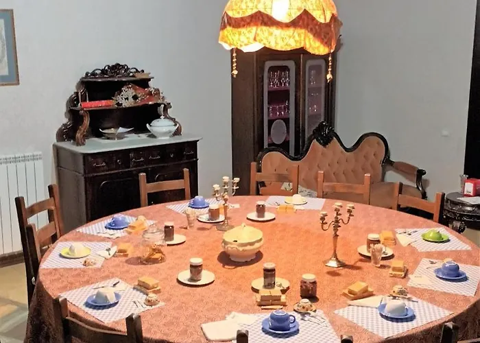 فندق مبيت وإفطار Antica Dimora Palazzo Rovitti *